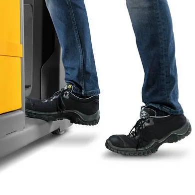 Электрический тягач Jungheinrich EZS 350