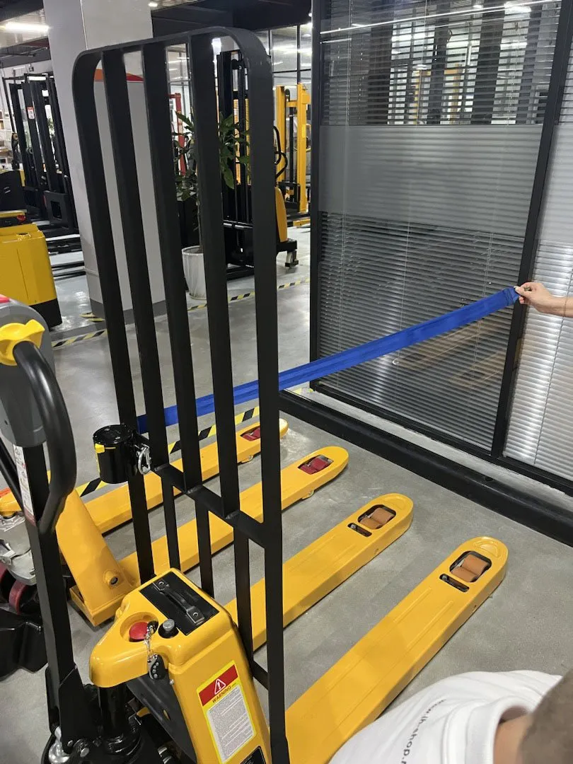 Электротележка JHLIFT EPT 15 WB с колесами баланса, защитной решеткой и АКБ 15Ah (Li-Ion)