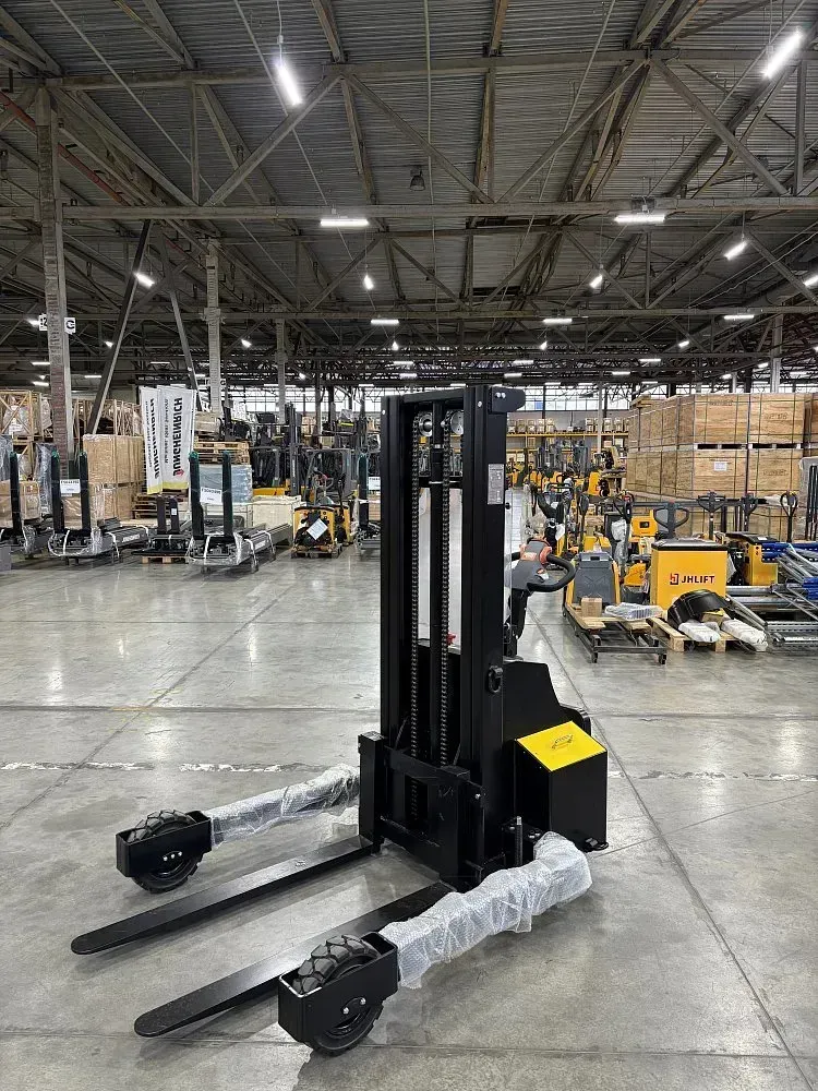 Штабелер для бездорожья электрический самоходный JHLIFT JHL15H-H, 3500 мм, свинцово-кислотная
