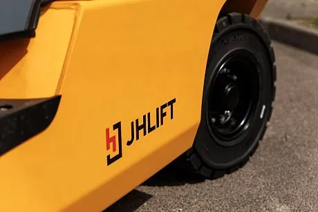 Дизельный погрузчик JHLIFT CPCD 15-38 X картинка