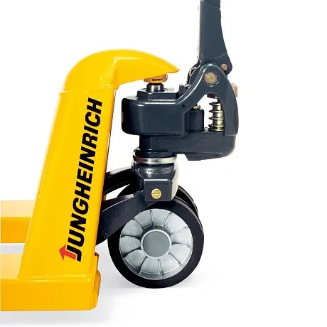 Длинновильная гидравлическая тележка (рохля) Jungheinrich AM 22 C-BV, 2200 кг, 1360х520 мм, с резиновыми колесами картинка