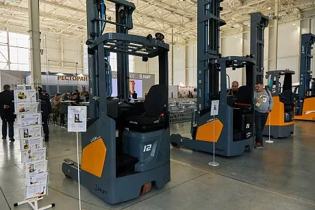 Ричтрак JHLIFT CQD 14-25 XC, 5000-13000 мм (интегрированная Li-Ion батарея) картинка