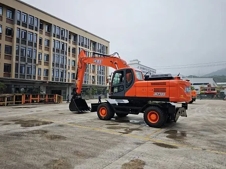 Экскаватор колесный Jinggong JG230S картинка
