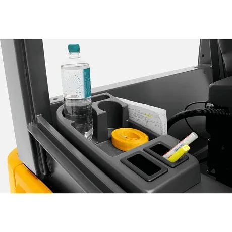 Электрический погрузчик Jungheinrich EFG 425 картинка