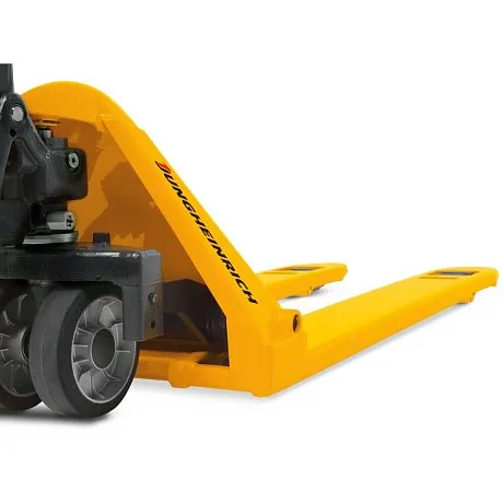 Гидравлическая тележка (рохля) Jungheinrich AM 22 VBV, 2200 кг, 600х500 мм, с полиуретановыми колесами картинка