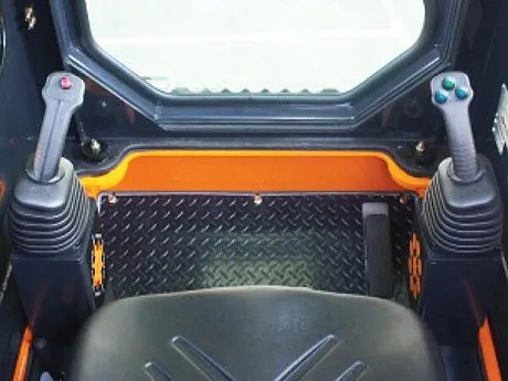 Мини-погрузчик с бортовым поворотом BAWOO J67 картинка