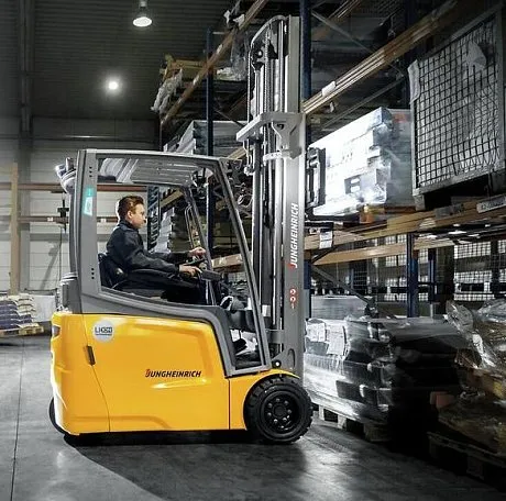 Электрический погрузчик Jungheinrich EFG DZ 215, 4800 мм с системой Aquamatic картинка