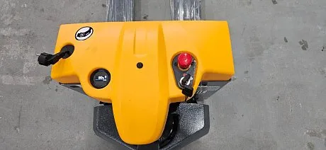 Тележка электрическая самоходная JHLIFT CBD 20 mini, 2000 кг, 1150 x 560 мм, Li-Ion с батареей 40 Ah картинка