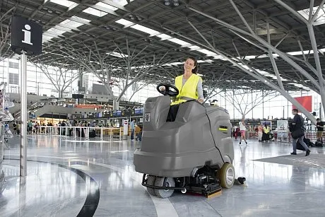 Поломоечная машина аккумуляторная Kärcher B 150 R, R85 картинка