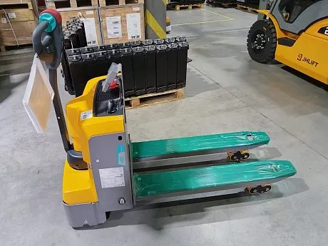 Тележка электрическая самоходная Jungheinrich EJE BA 115, 1500 кг, 1150 x 540 мм, с весами, Li-Ion с батареей 50 Ah картинка