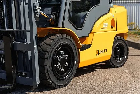 Дизельный погрузчик JHLIFT CPCD 15-38 X картинка