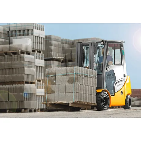 Газовый погрузчик с гидростатическим приводом Jungheinrich TFG 540s картинка