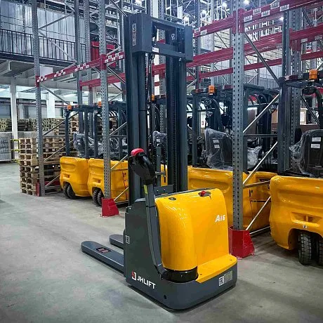 Штабелер электрический самоходный JHLIFT CDD 20 premium, АКБ Li-Ion / свинцово-кислотная картинка