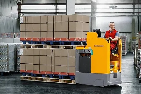 Тележка электрическая самоходная Jungheinrich ESE 430, 3000 кг, 1150 x 580 мм, Li-Ion с батареей 144 Ah картинка