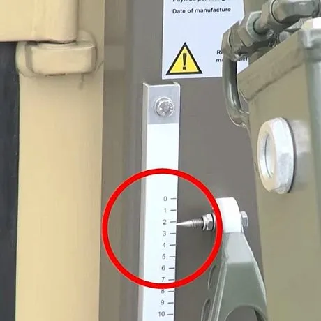 Система перемещения контейнеров 17т картинка