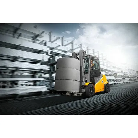 Электрический погрузчик Jungheinrich EFG 535k компактная версия картинка