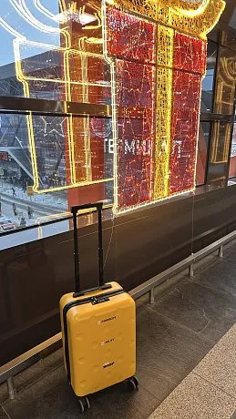Чемодан JHLIFT картинка