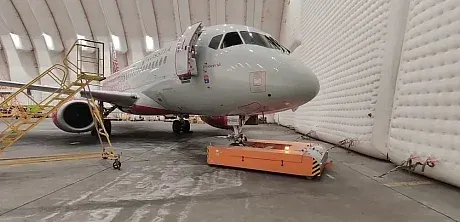 Авиационный безводильный тягач ТНП10А1-105, б/м 105000 кг картинка