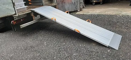 Перегрузочный мост 42.150.079.04, 2200 кг картинка
