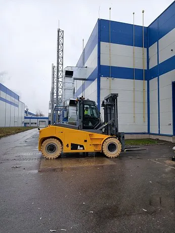 Четырехопорный электрический погрузчик JHLIFT CPD 120-160 А, 3000-6500 мм, с Li-Ion батареей картинка