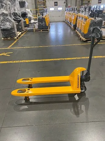 Гидравлическая тележка (рохля) Jungheinrich AM 22 C-GV, 2200 кг, 1150х520 мм, с резиновыми колесами картинка