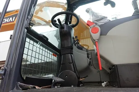 Экскаватор колесный Yuchai YC210W картинка