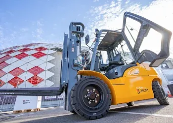 Яркое участие JHLIFT в "Дело спецтехники"!