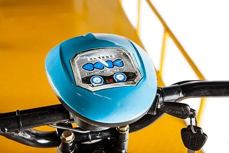 Электрическая тележка RuTrike 2000 картинка