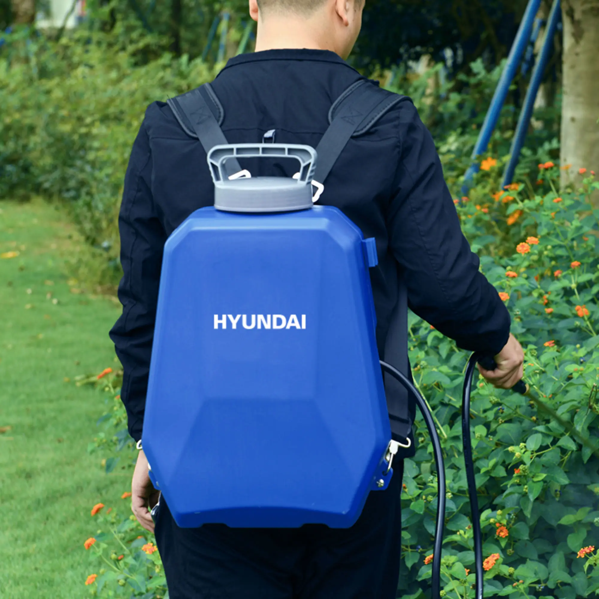 Аккумуляторный опрыскиватель Hyundai HYSL 1612