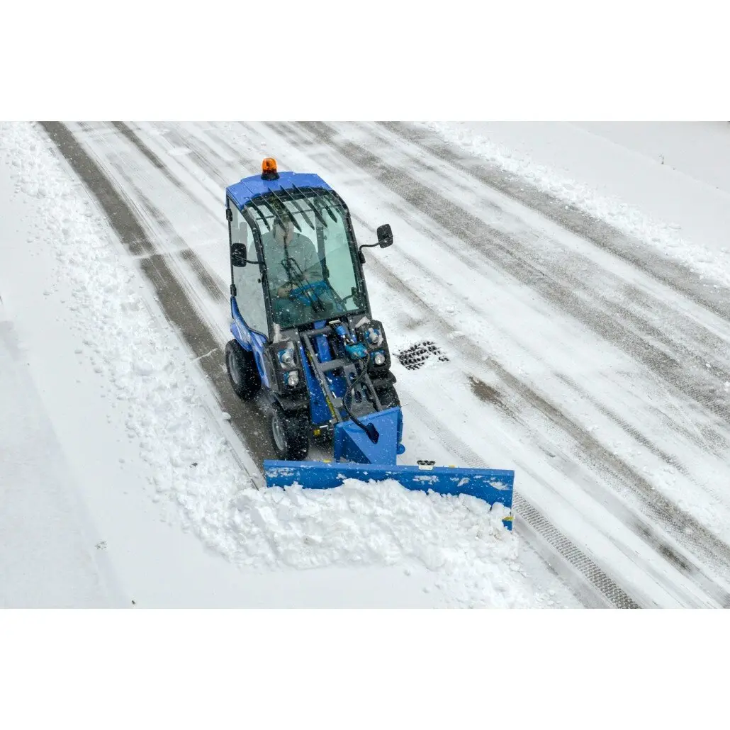 Отвал с гидравлическим поворотом и пружинным компенсатором Multione