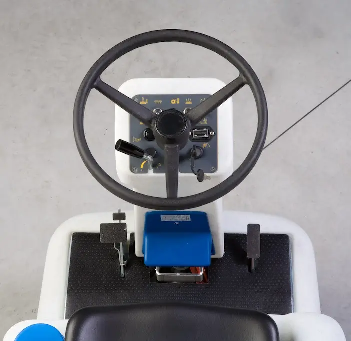 Поломоечная машина аккумуляторная Fiorentini  SMILE 80