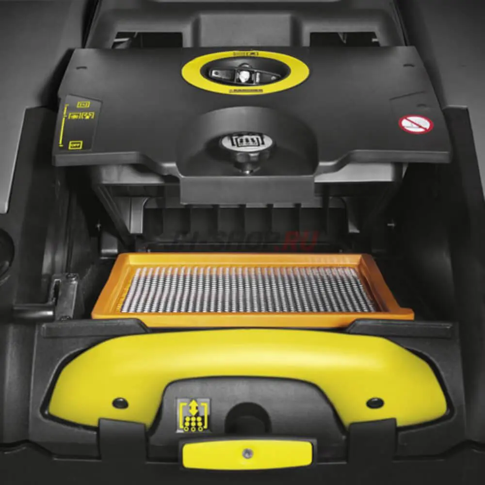 Подметально-всасывающая машина Kärcher KM 75/40 W G