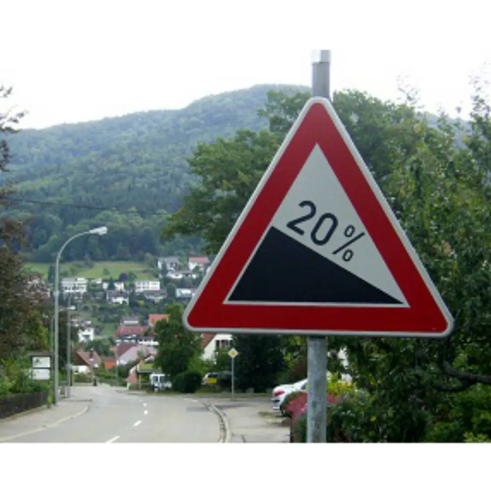 Предупреждающий знак 1.13 — Крутой спуск