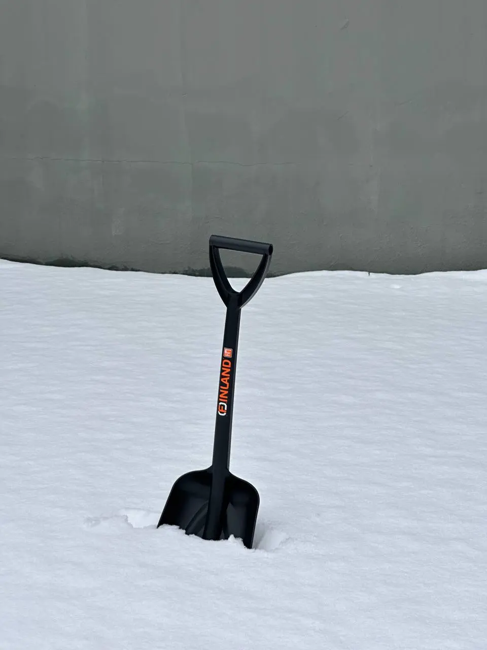 Finland snow автомобильная лопата