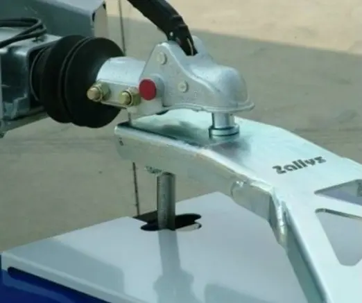 Электрический тягач Zallys M6.5 с подъемной системой б/м 6000 кг