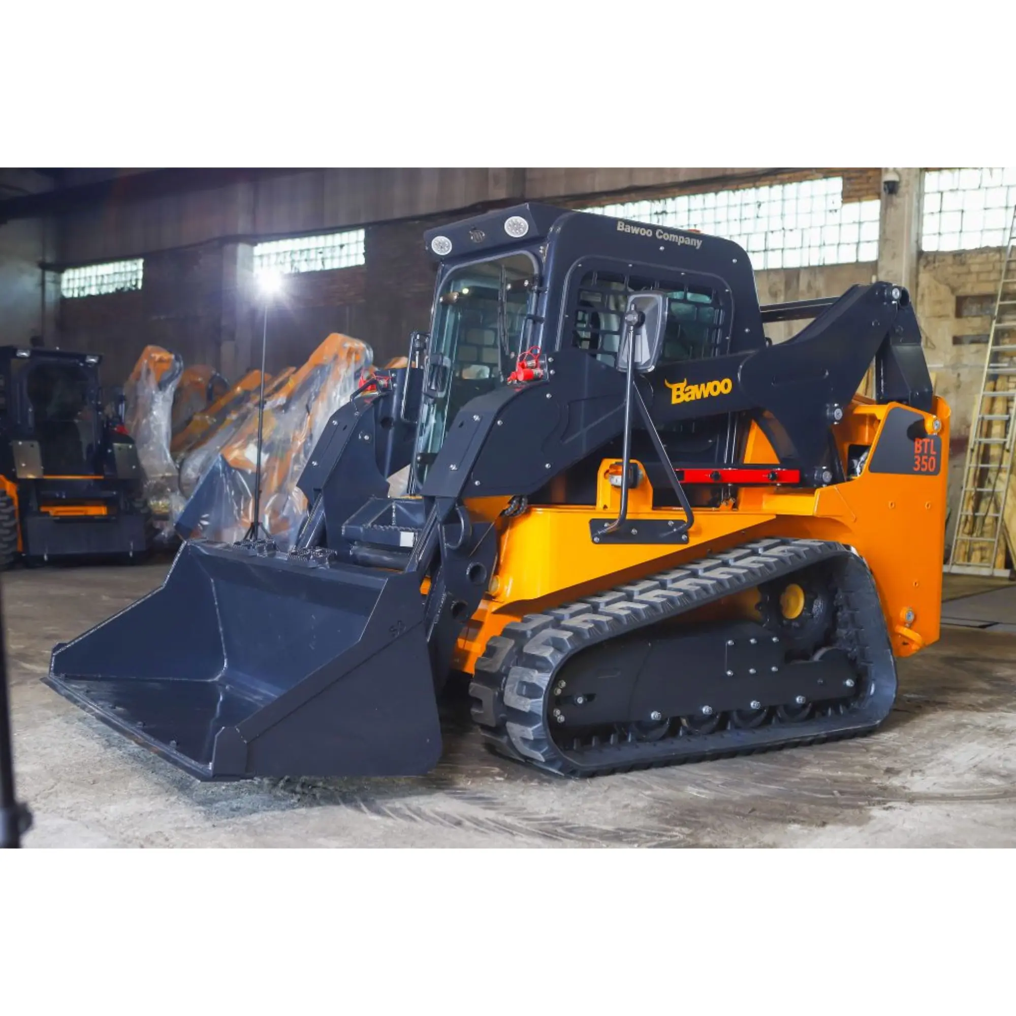 Мини-погрузчик с бортовым поворотом BAWOO BTL350H