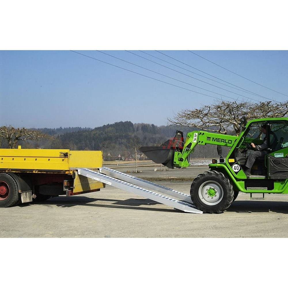 Аппарель алюминиевая с бортом Altec AVS 130