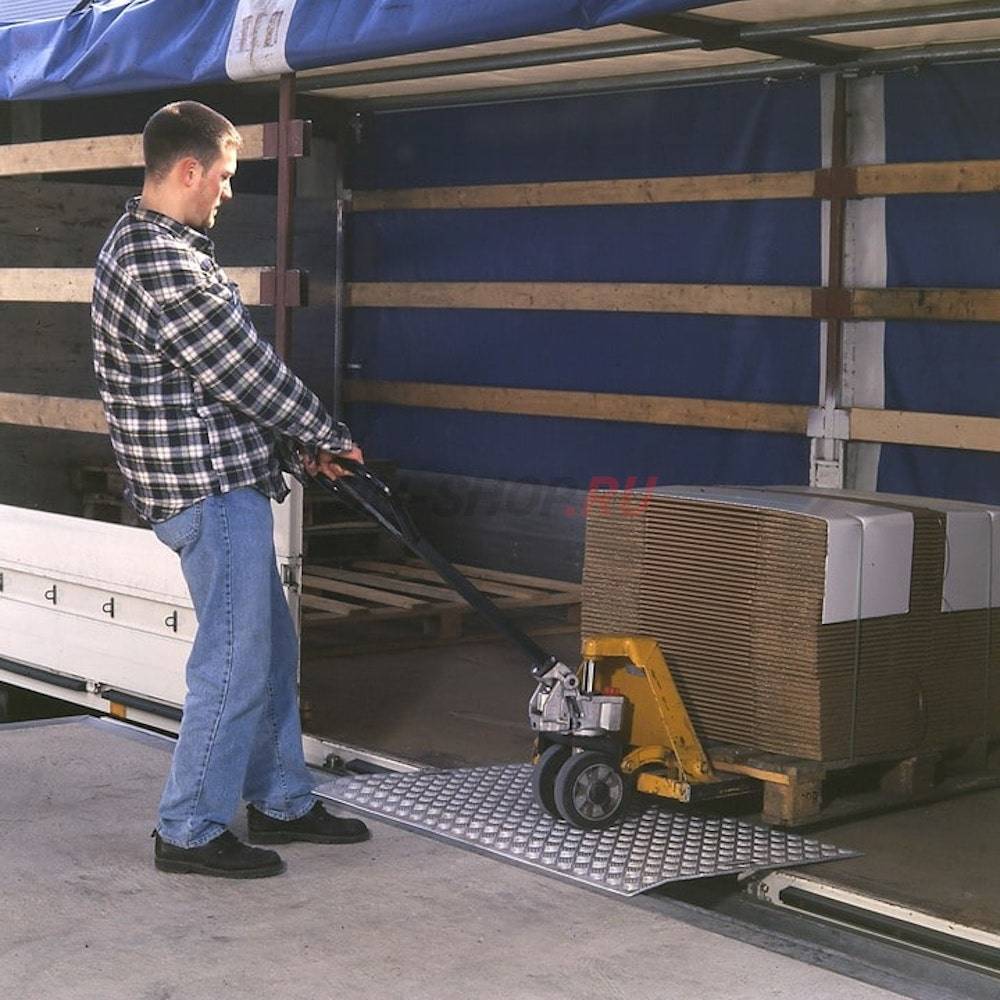 Перегрузочный мост Altec AWB (г/п 600 кг)