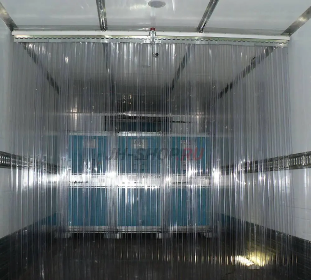 Откидная мобильная ПВХ-завеса