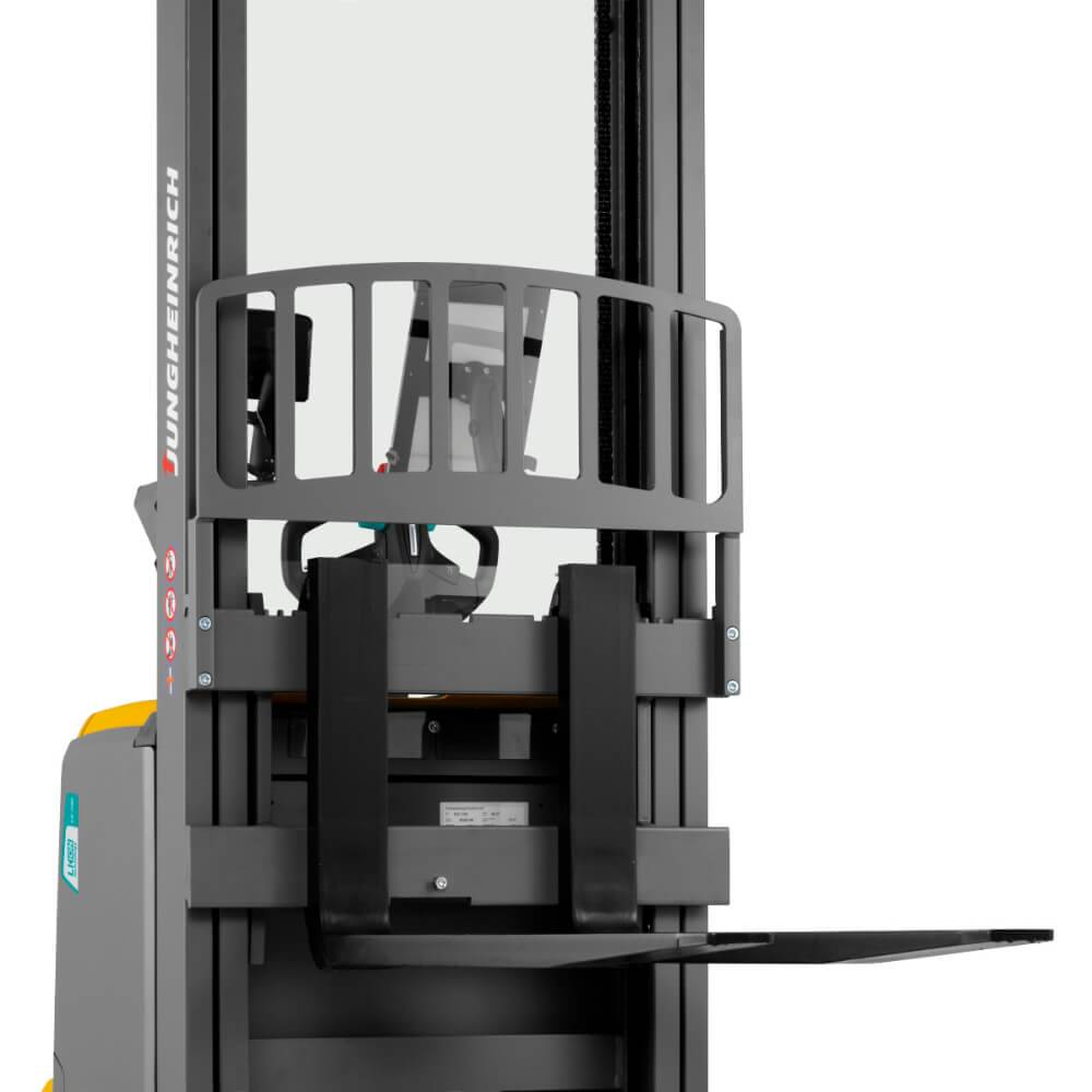 Штабелер электрический самоходный Jungheinrich EJC 212b DZ, 4700 мм для обработки паллет поперек