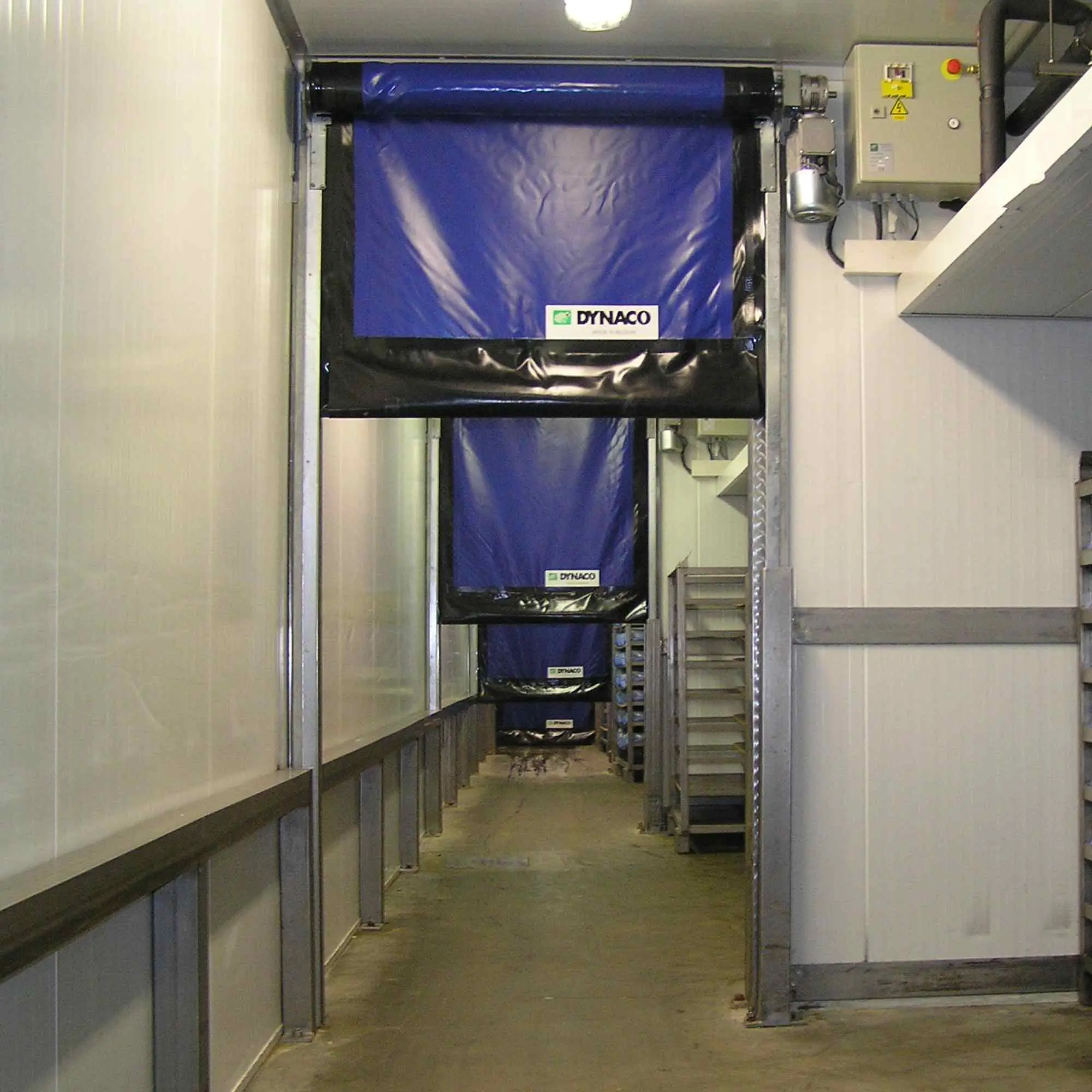 Высокоскоростные ворота Dynaco D-311 3000х3000 мм