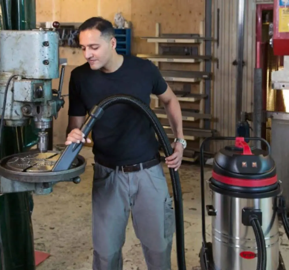 Пылесос для пыли и жидкости с высокой силой всасывания LSU 255 Viper