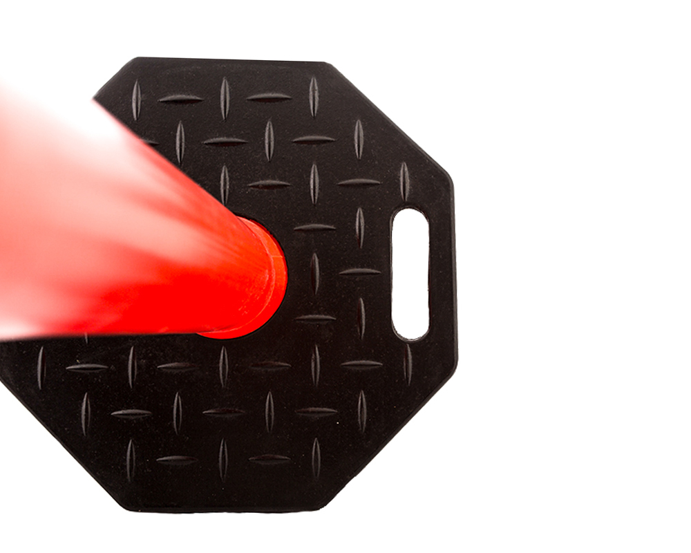 Дорожное ограждение "Солдатик" тип 3 в комплекте с подставкой