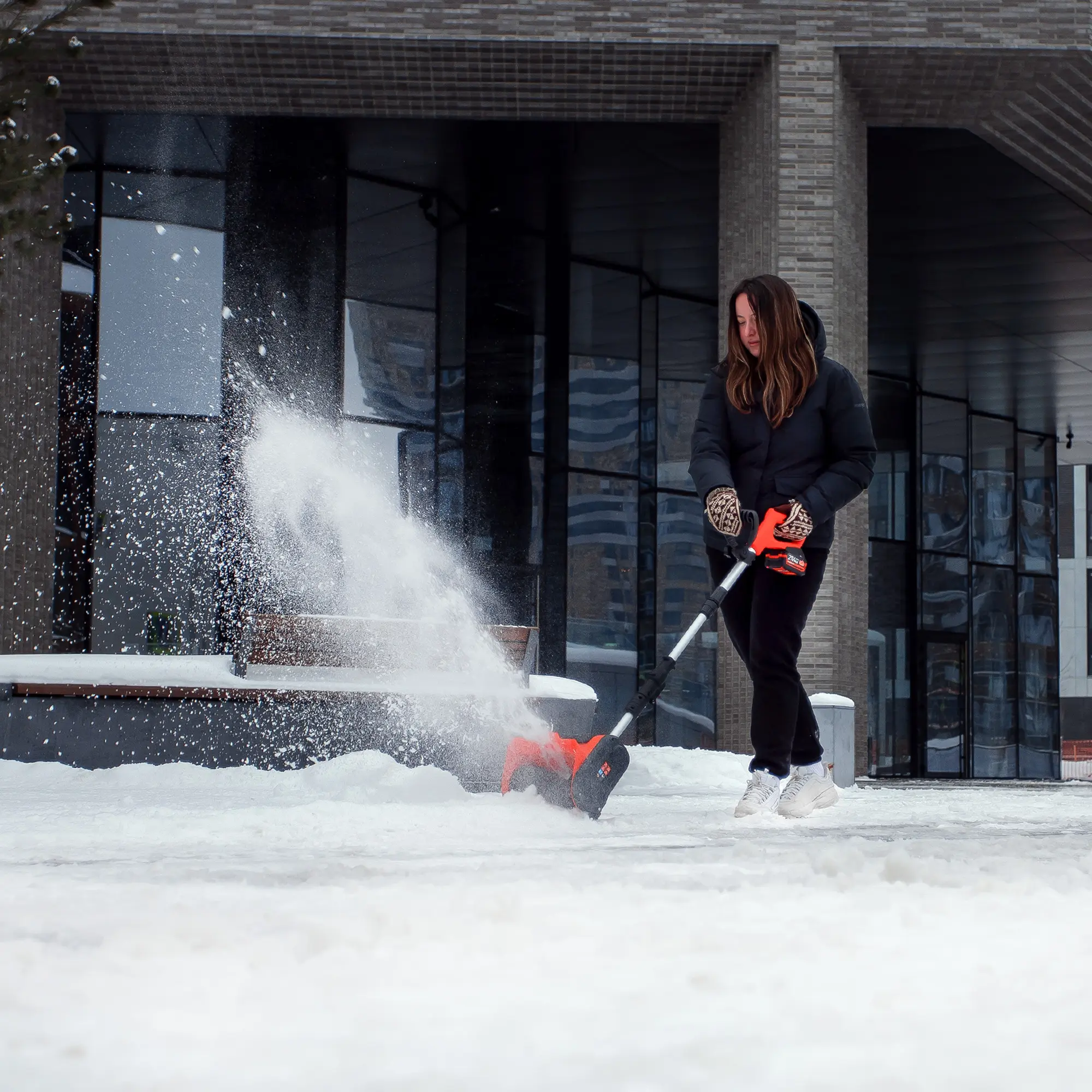 Снегоуборщик аккумуляторный ручной PE 1001 UES