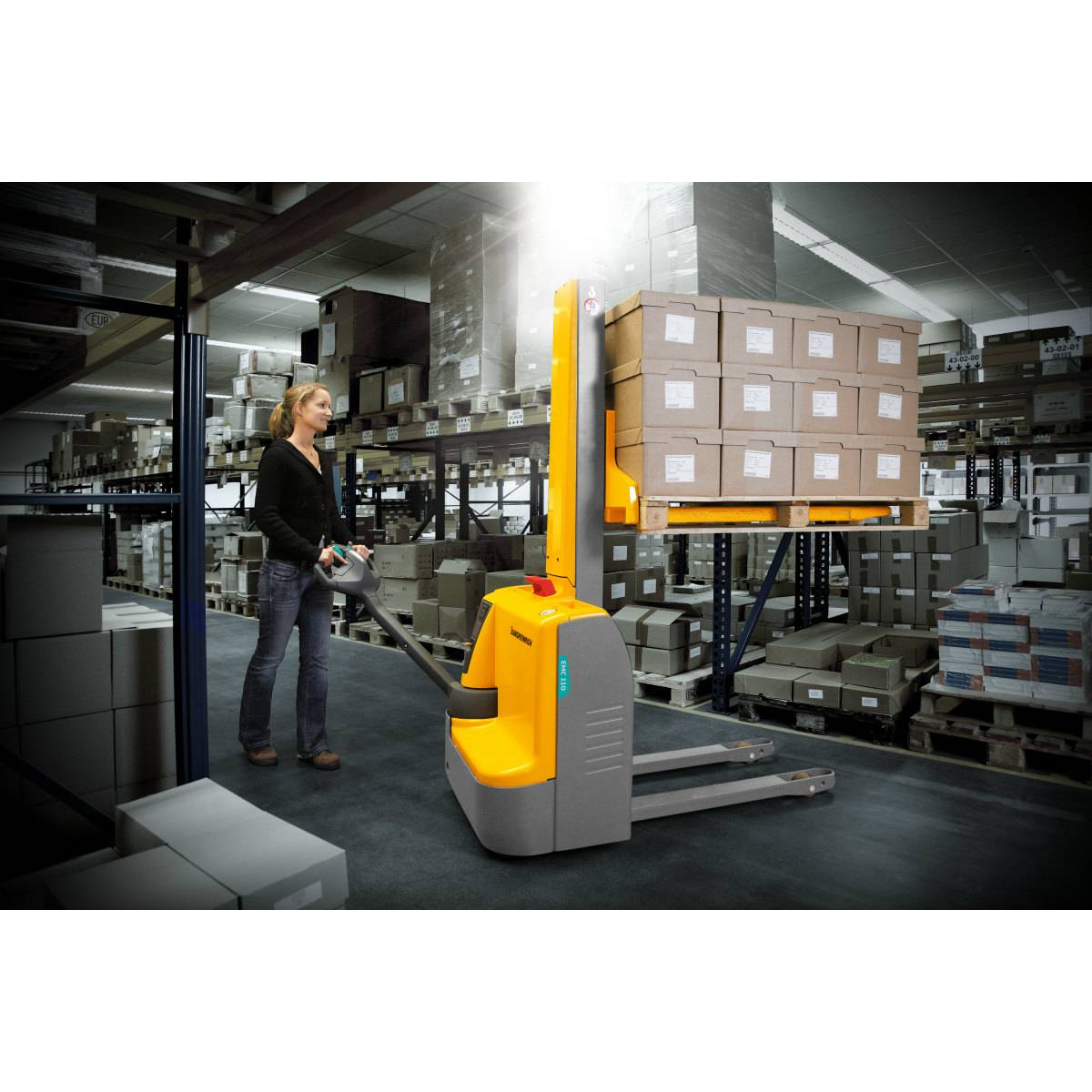 Штабелер электрический самоходный Jungheinrich EMC 110, 1540 мм