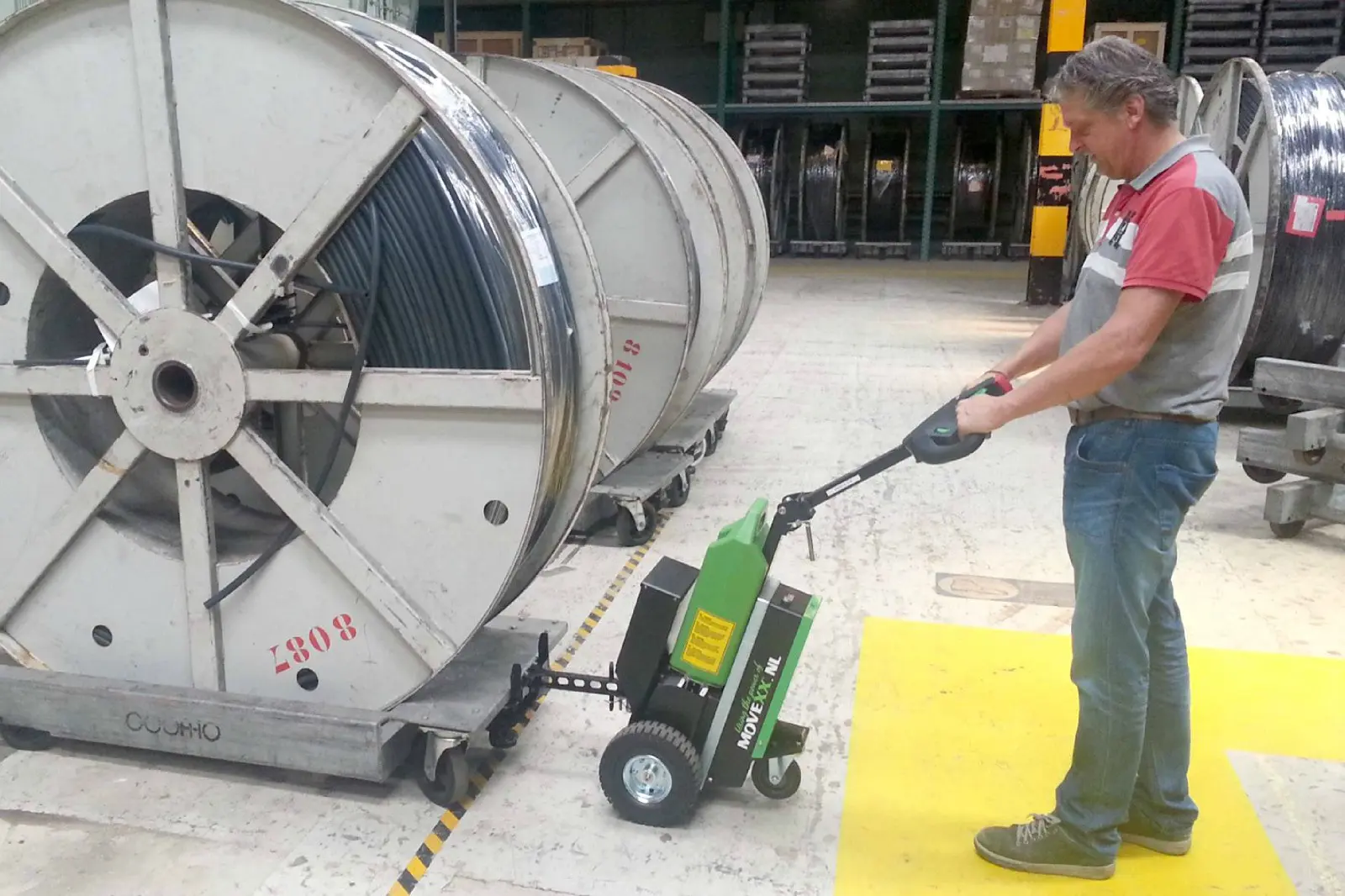 Электрический тягач MOVEXX T1500 б/м 1500 кг