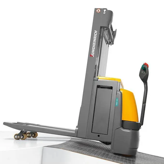 Штабелер электрический самоходный Jungheinrich EJC 212z DZ, 4090 мм с доп. подъемом опорных лап