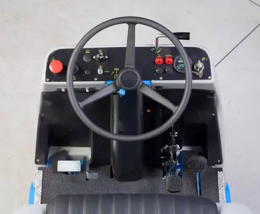 Поломоечная машина аккумуляторная Fiorentini UNICA 85 R