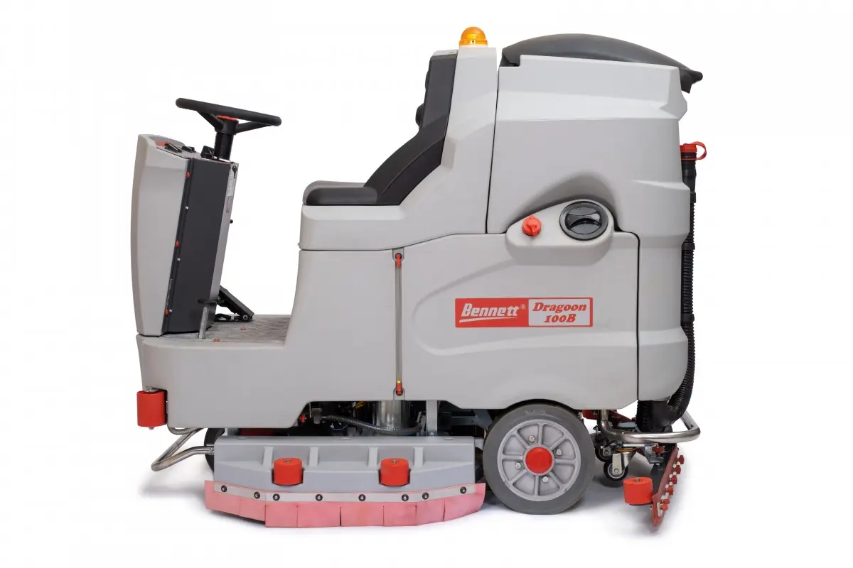 Поломоечная машина аккумуляторная с местом оператора Bennett Dragoon D100b