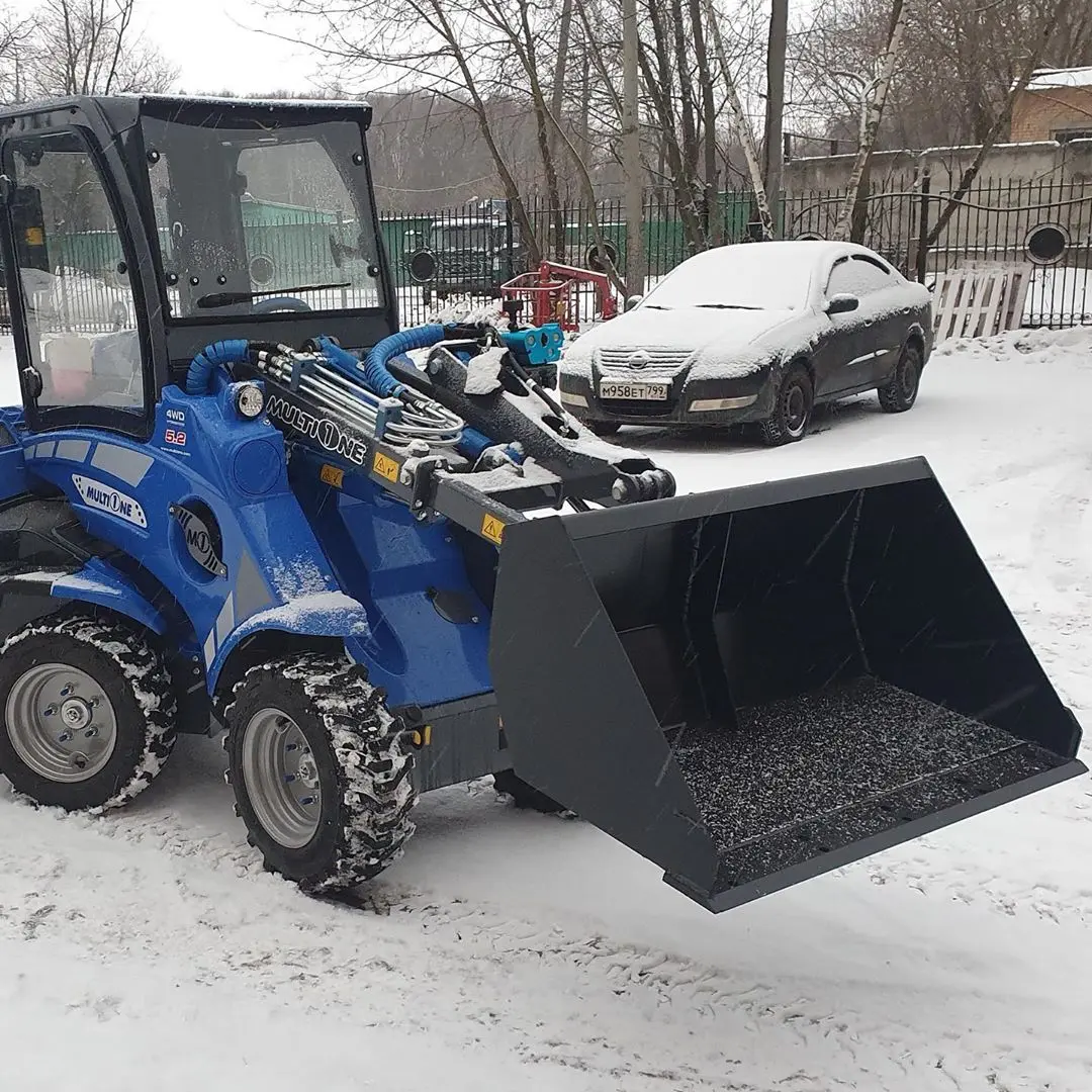 Многофункциональный шарнирно-сочлененный мини-погрузчик MULTIONE 5.3 K standart с российской кабиной